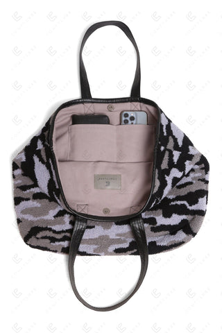 COMFYLUXE Refined Comfort Tote Bag