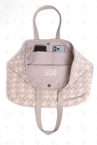 COMFYLUXE Refined Comfort Tote Bag