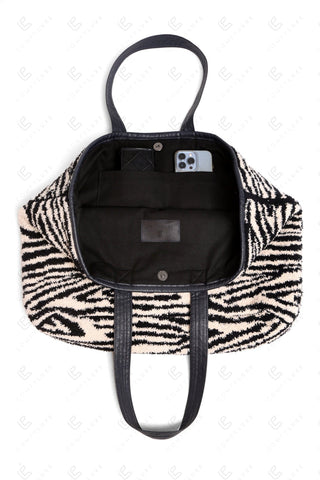 COMFYLUXE Warm Luxury Tote Bag