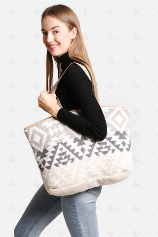 COMFYLUXE Warm Luxury Tote Bag