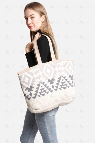 COMFYLUXE Plush Luxury Tote Bag