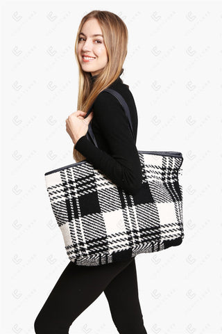 COMFYLUXE Relaxing Luxe Tote Bag