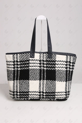 COMFYLUXE Warm Luxury Tote Bag