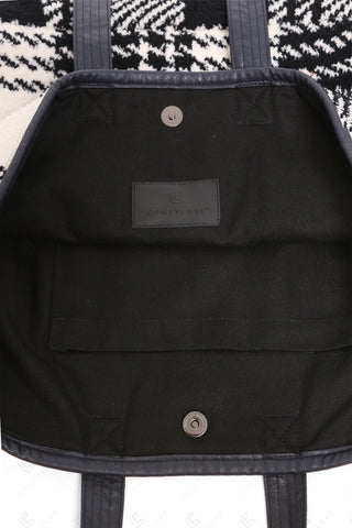 COMFYLUXE Relaxing Luxe Tote Bag
