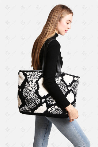 COMFYLUXE Cozy Elegance Tote Bag