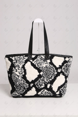 COMFYLUXE Soft Luxury Tote Bag