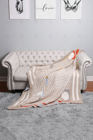 COMFYLUXE Warm Luxury Throw Blanket