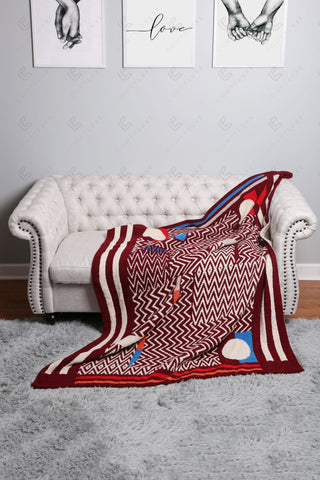 COMFYLUXE Elevated Comfort Throw Blanket