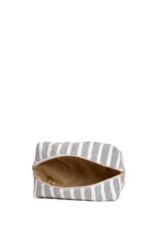 Striped Pattern Travel Pouch w/ Zipper Closure