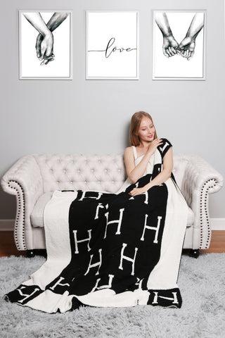 Initial "H" Pattern Luxury Soft Throw Blanket