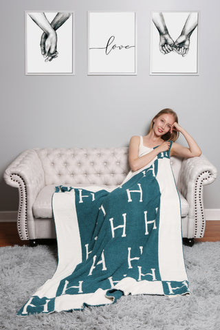 Initial "H" Pattern Luxury Soft Throw Blanket