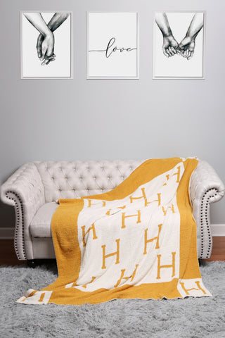 Initial "H" Pattern Luxury Soft Throw Blanket