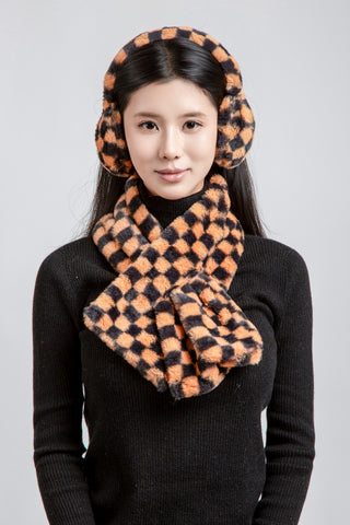 Checkered Pattern Faux Fur Scarf