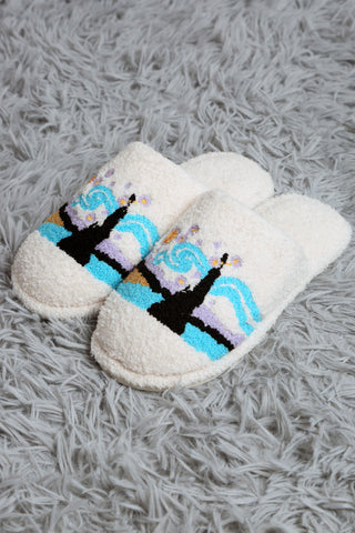 Painting-Inspired Embroidered Luxury Soft Slippers
