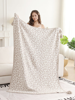 Leopard Pattern Luxury Soft Throw Blanket w/ Tassels