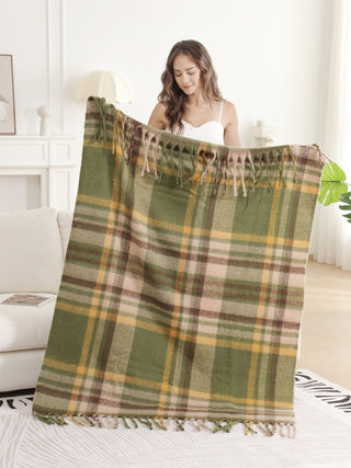 Plaid Pattern Luxury Soft Throw Blanket w/ Fringe