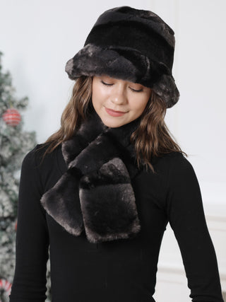 Animal Pattern Faux Fur Scarf