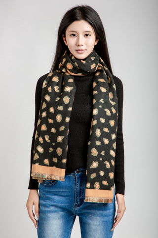 Leopard Pattern Oblong Scarf W/ Trim