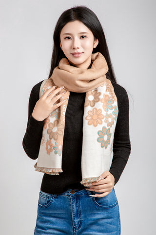 Floral Pattern Oblong Scarf W/ Trim