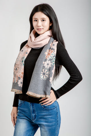Floral Pattern Oblong Scarf W/ Trim