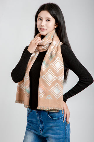 Geometric Pattern Oblong Scarf W/ Trim