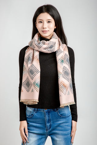 Geometric Pattern Oblong Scarf W/ Trim