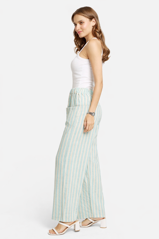 Striped Pattern Wide-Leg Pants W/ Pockets